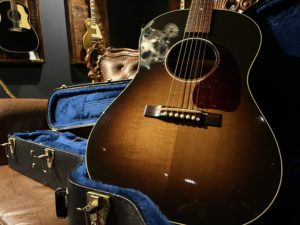 Gibson Custom Shop 1940’s LG-2 VS アコースティックギター