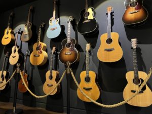 ハイエンドアコースティックギター、リコレクションズ中古楽器店